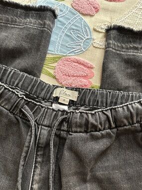 Elan Women High Rise Washed Black Jeans